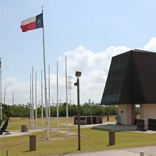 Car Wraps Service in Groves Veterans Memorial Park